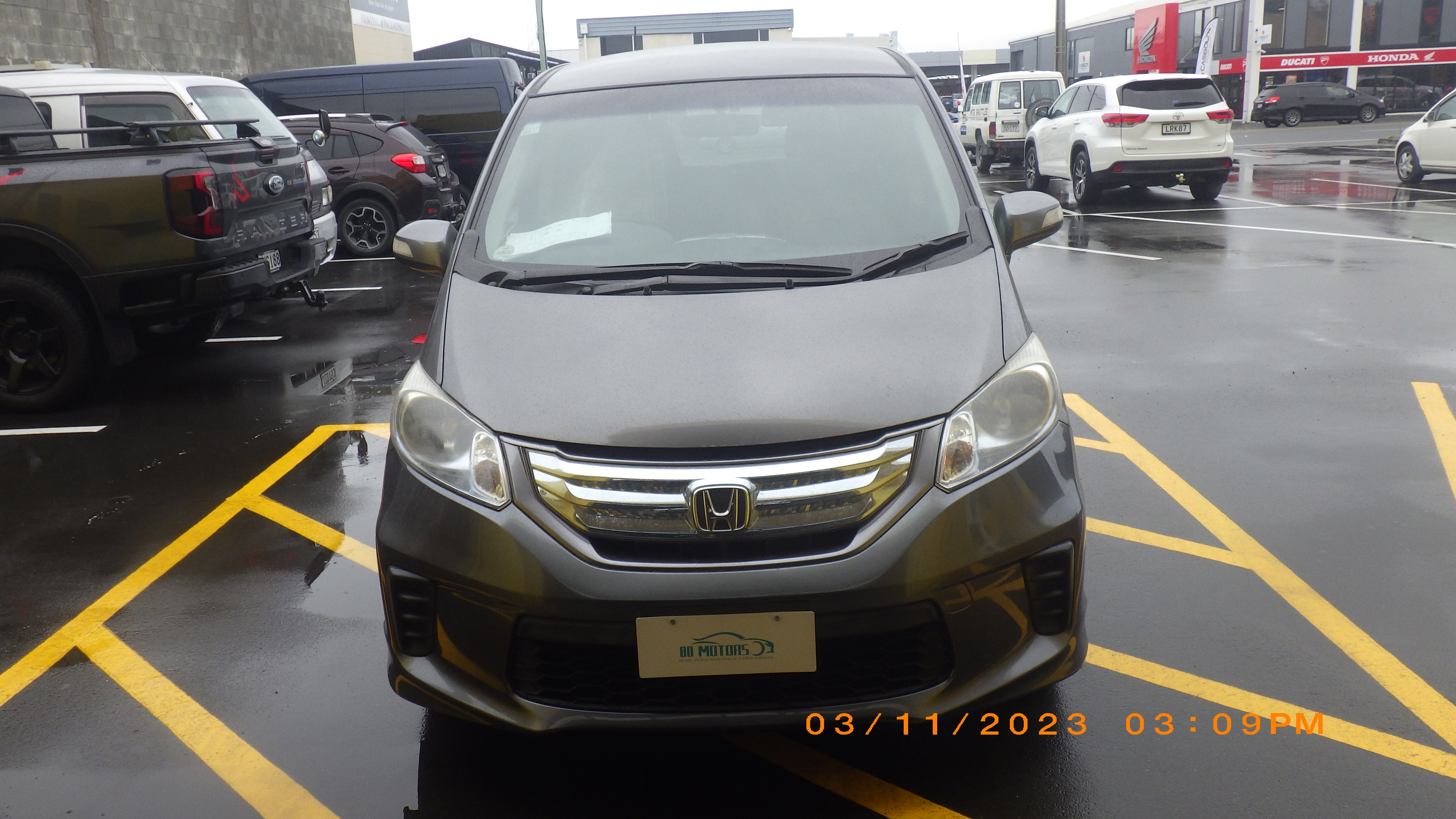 HONDA FREED
